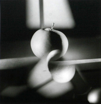 Jaroslav Rossler (n.d., probably 1927) Surimprese Jablka (Superimposed Apples) 20.5-x-20 cm